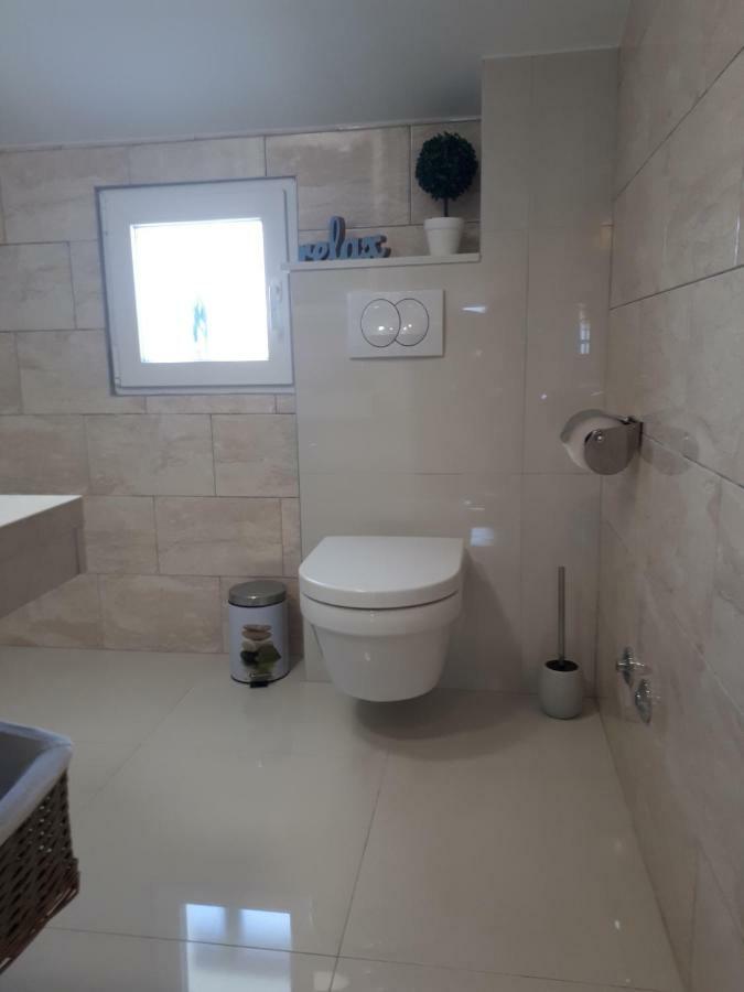 Deep Blue Apartment โปเรช ภายนอก รูปภาพ